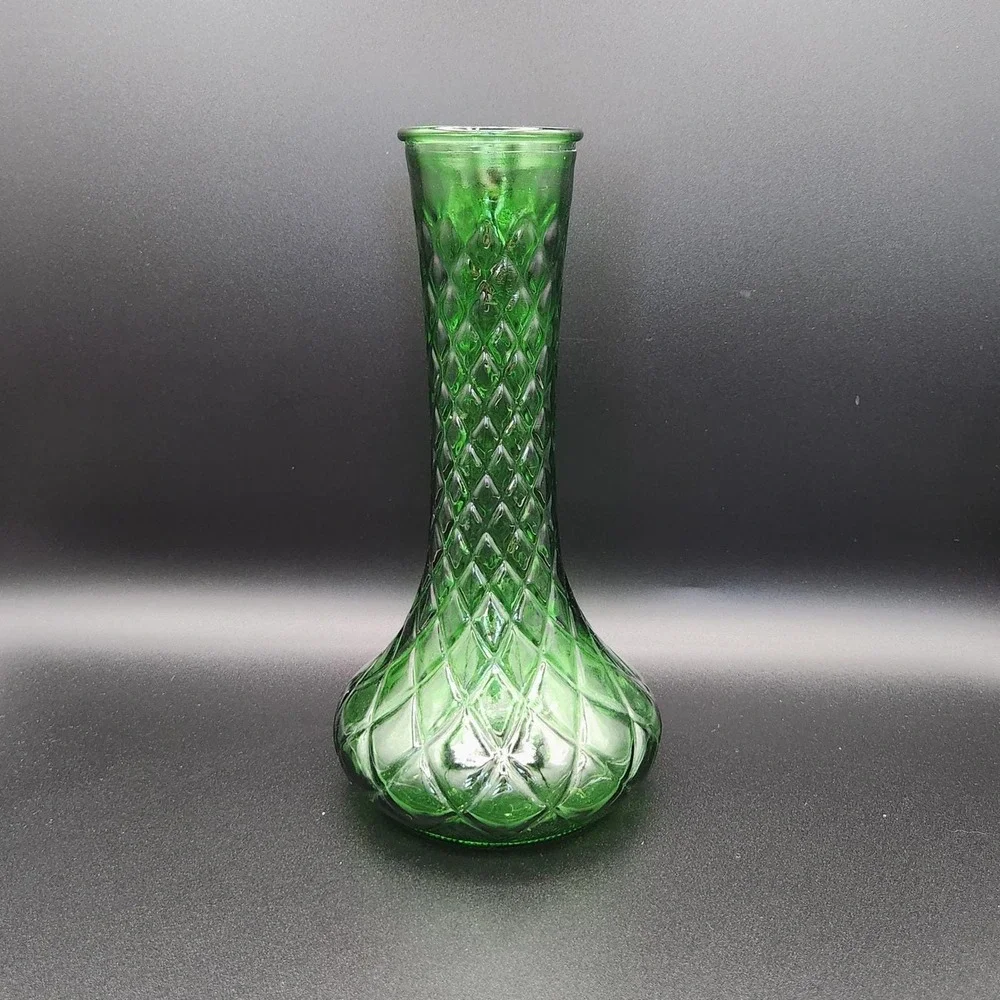 Vintage Emerald Green 4095 unmarked Hoosier Glass Bud‎ Vase
